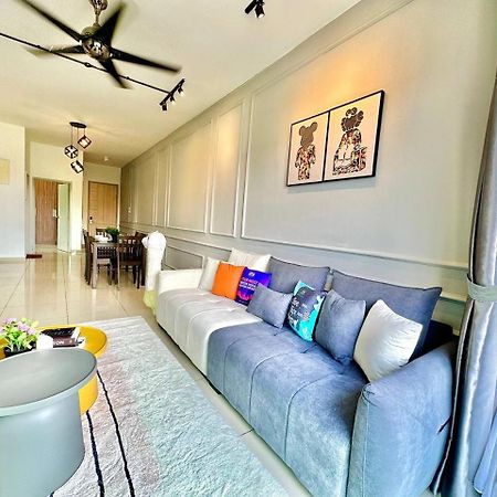 Seasons Luxury Apartment By Jk Home Johor Bahru Zewnętrze zdjęcie