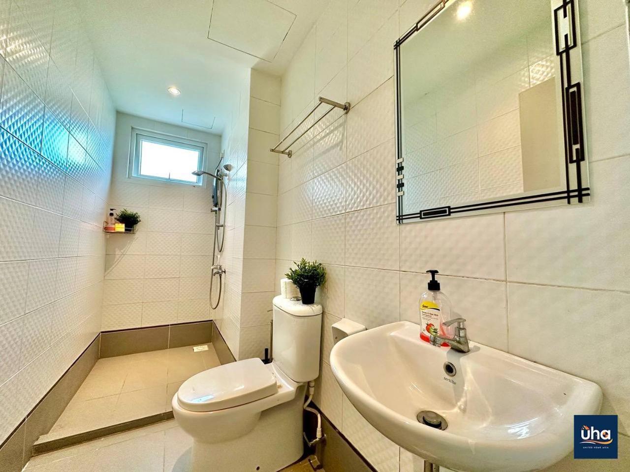 Seasons Luxury Apartment By Jk Home Johor Bahru Zewnętrze zdjęcie